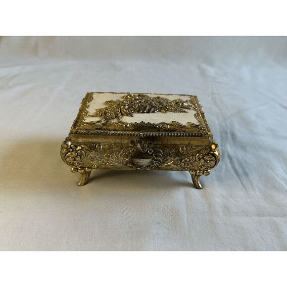 Small White/Gold Colored Trinket/Jewelry Box, Red Lined, Footed, Flowers - Picture 1 of 7
